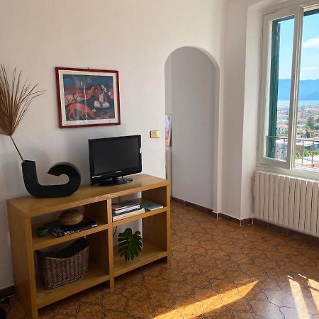 Casa Petra - Appartamento Vista Mare Citta Vecchia Bordighera Exterior foto